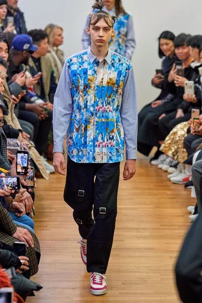 Look 30
